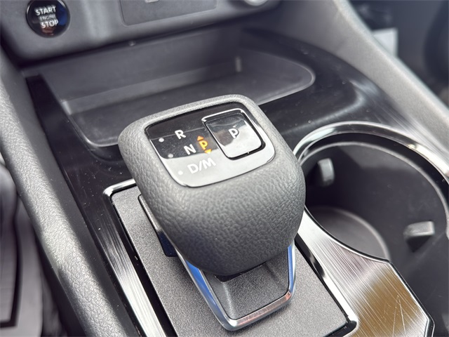 2024 Nissan Rogue S photo 29