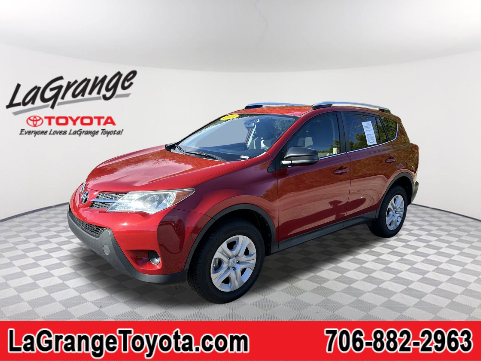 2015 Toyota RAV4 LE's photo