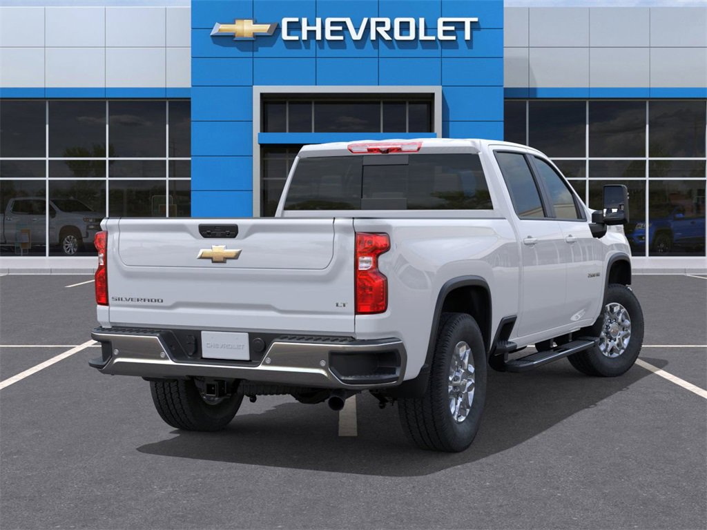 2026 Chevrolet Silverado LT photo 4