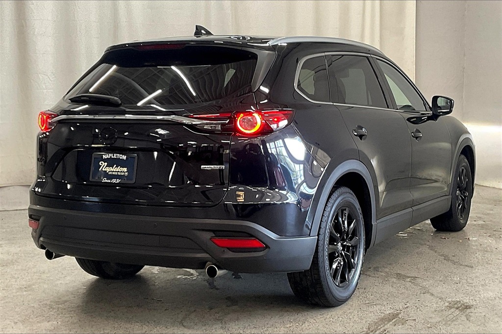 2022 Mazda CX-9 Touring photo 9