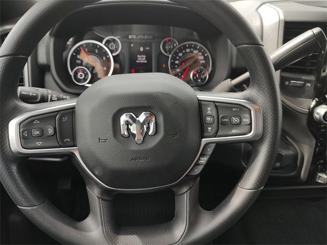 2025 Ram 2500 Tradesman photo 11