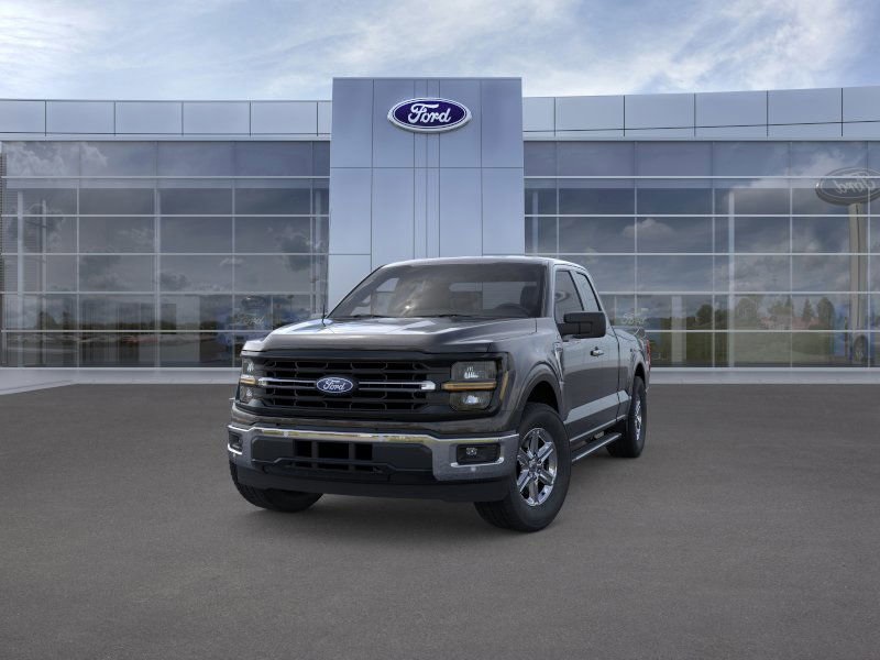2025 Ford F-150 XLT photo 2