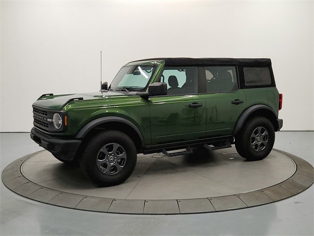 2022 Ford Bronco Base photo 3