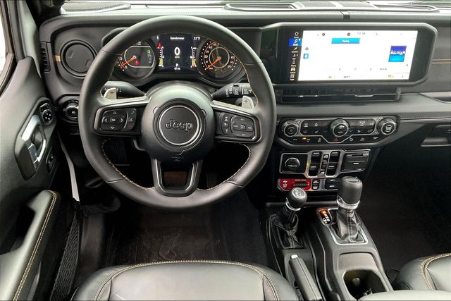 2024 Jeep Wrangler Rubicon 392 photo 13