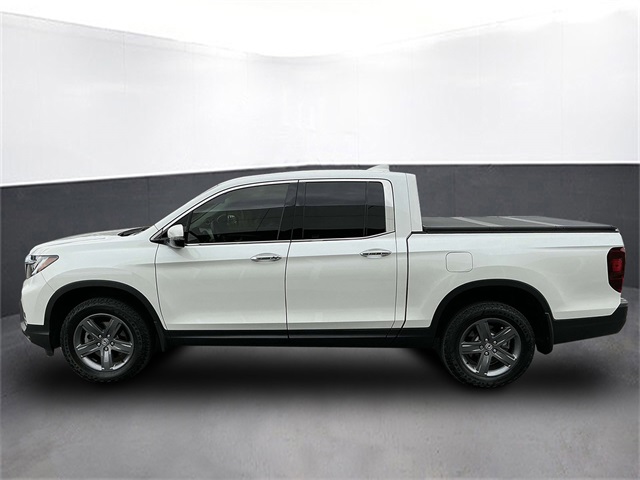 Used 2021 Honda Ridgeline RTL-E with VIN 5FPYK3F7XMB026106 for sale in Kansas City