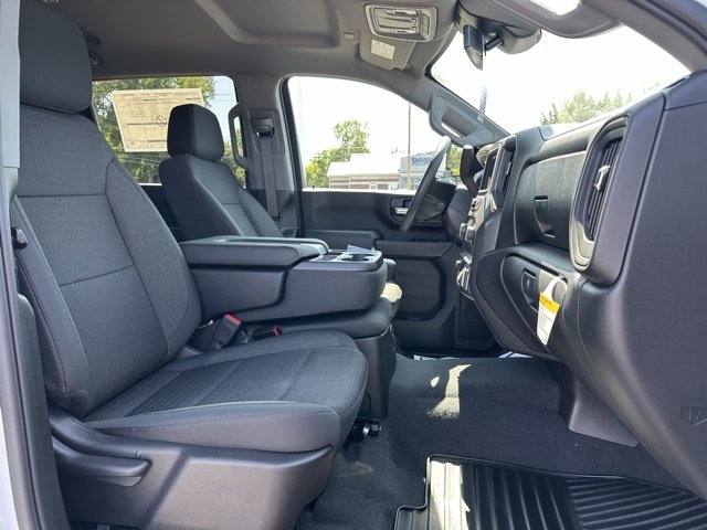 2026 Chevrolet Silverado 2500HD Custom photo 4