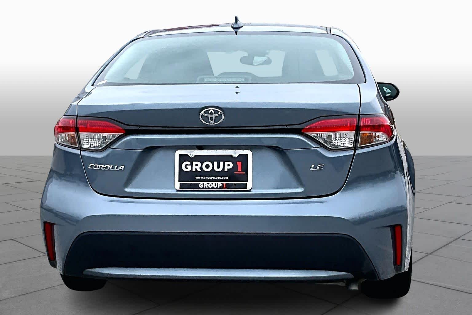 2021 Toyota Corolla LE photo 4