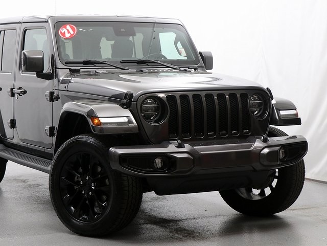2021 Jeep Wrangler Unlimited Sahara High Altitude photo 2