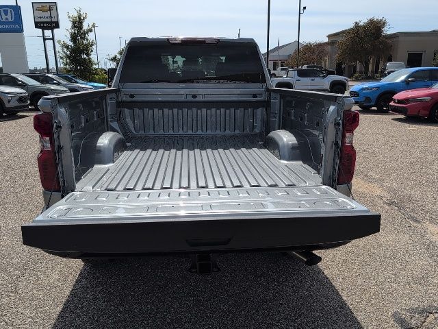 2026 Chevrolet Silverado 2500HD Custom photo 18