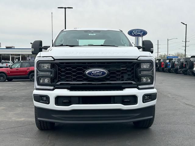 2025 Ford F-350 XL photo 16