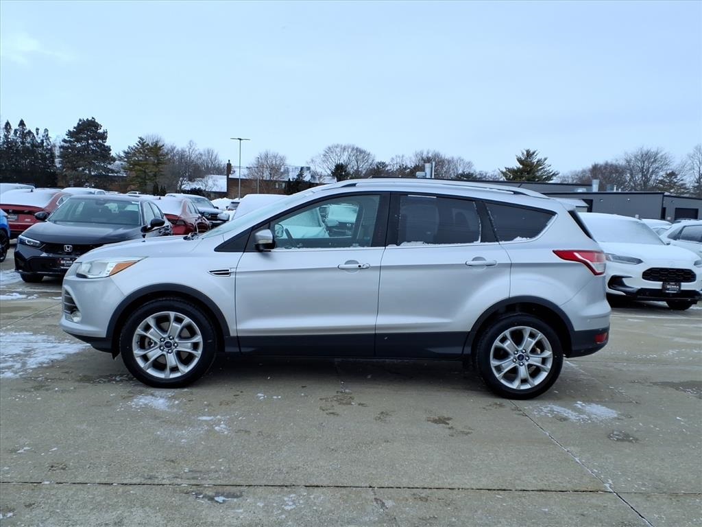 Used 2016 Ford Escape Titanium with VIN 1FMCU9JX6GUA62129 for sale in Savoy, IL
