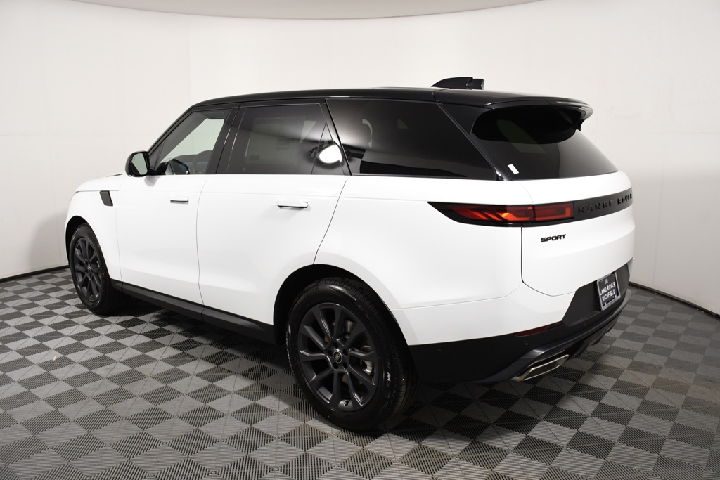 2025 Land Rover Range Rover Sport SE photo 3