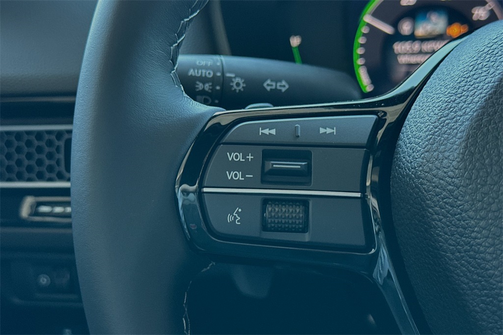 2025 Honda Civic Sport Touring photo 22