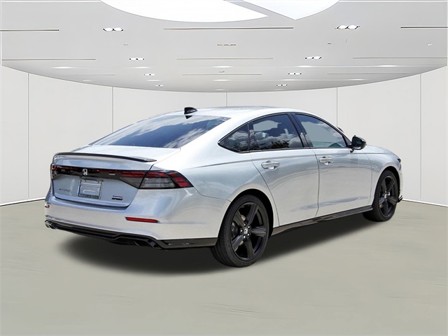2025 Honda Accord Hybrid Sport-L photo 3