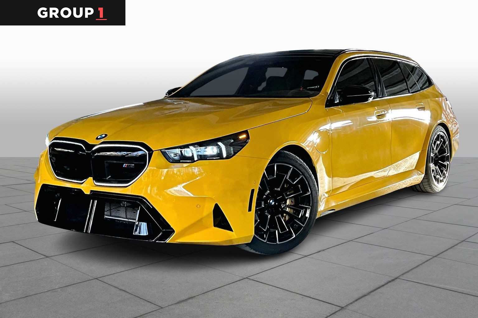 2025 BMW M5 M5 Touring's photo