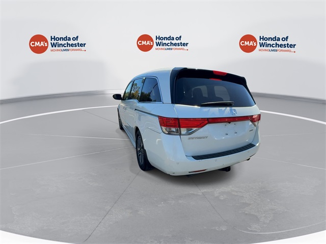 2015 Honda Odyssey Touring photo 8