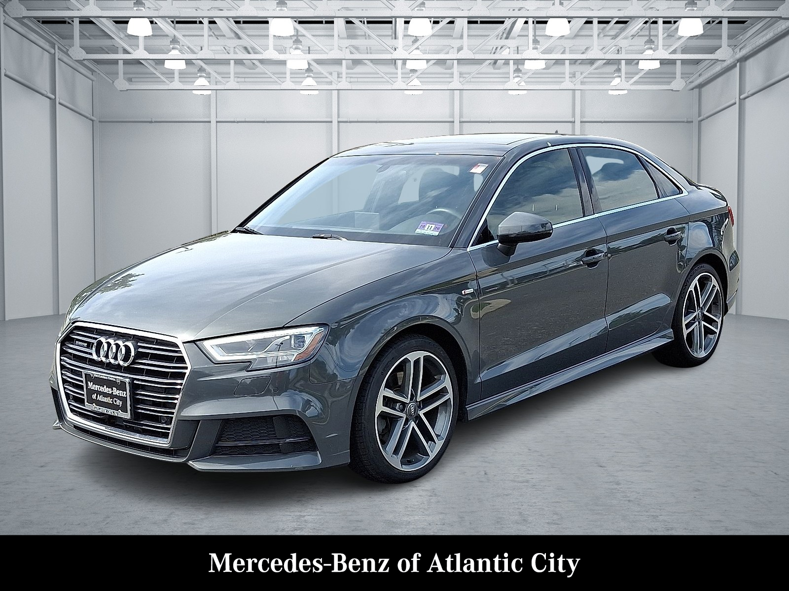 2018 Audi A3 2.0T Premium photo 3