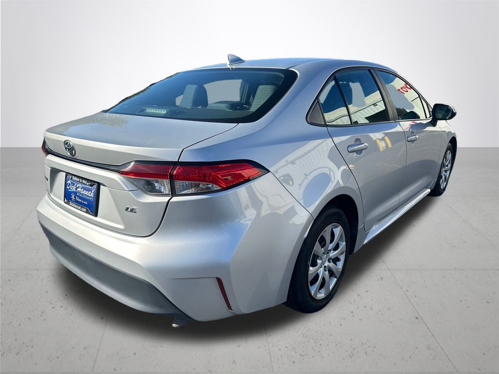 2023 Toyota Corolla LE photo 7