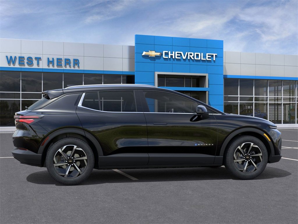 2026 Chevrolet Equinox EV 1LT photo 2