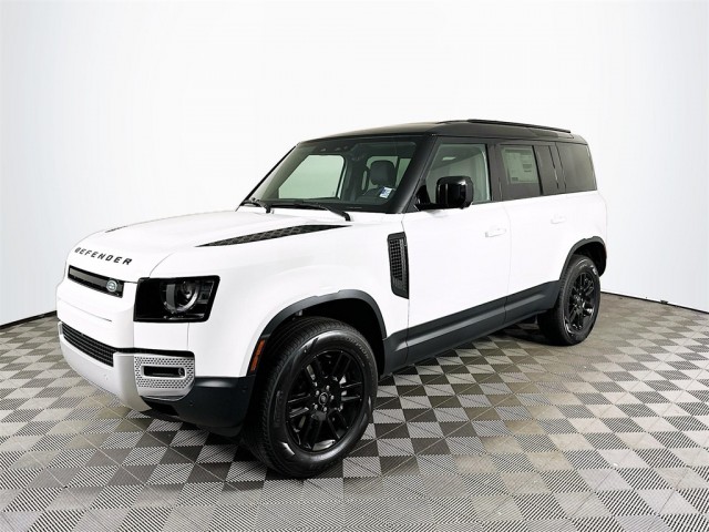 2025 Land Rover Defender 110 S
