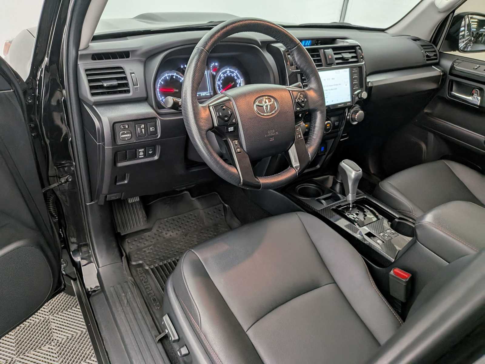 2023 Toyota 4Runner TRD Premium photo 2
