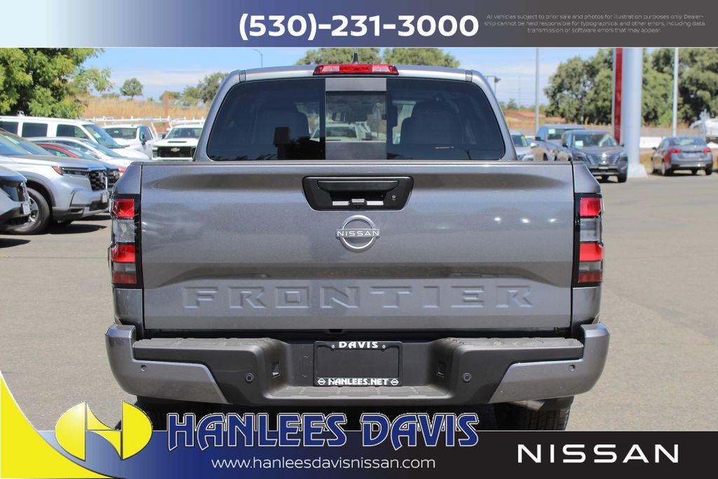 2025 Nissan Frontier Crew Cab SV photo 7