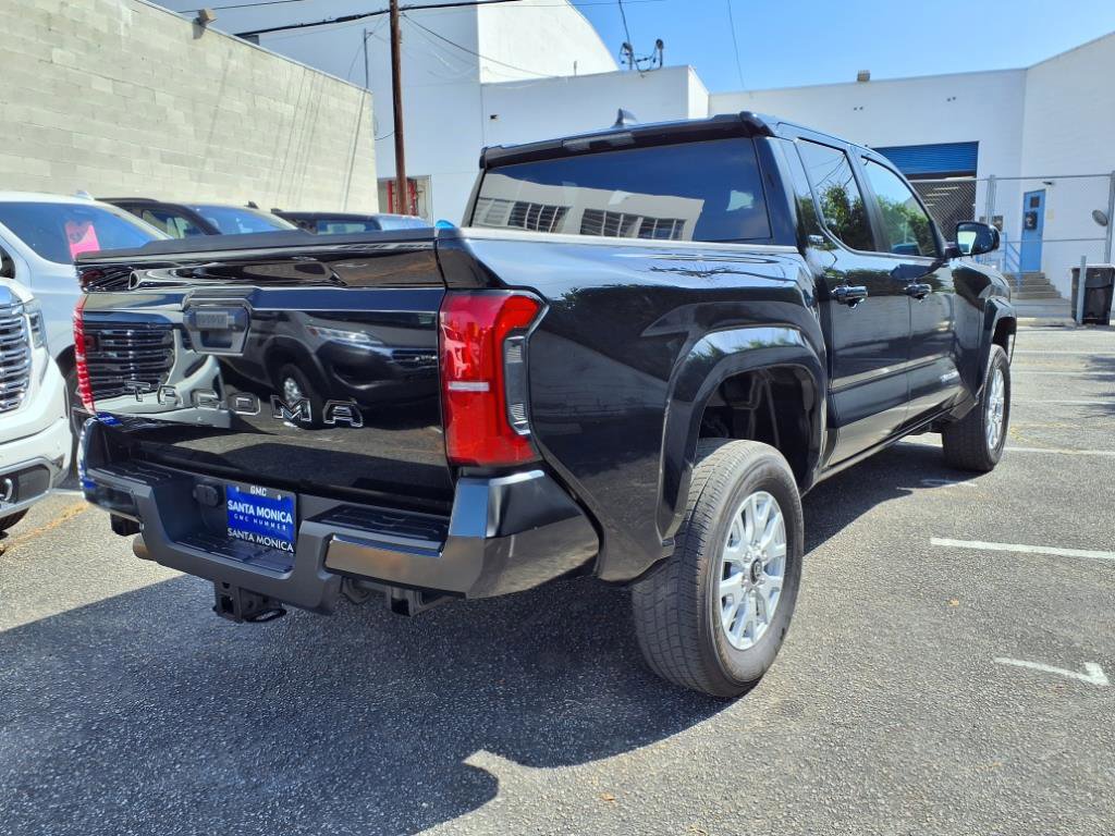 2024 Toyota Tacoma SR5 photo 20