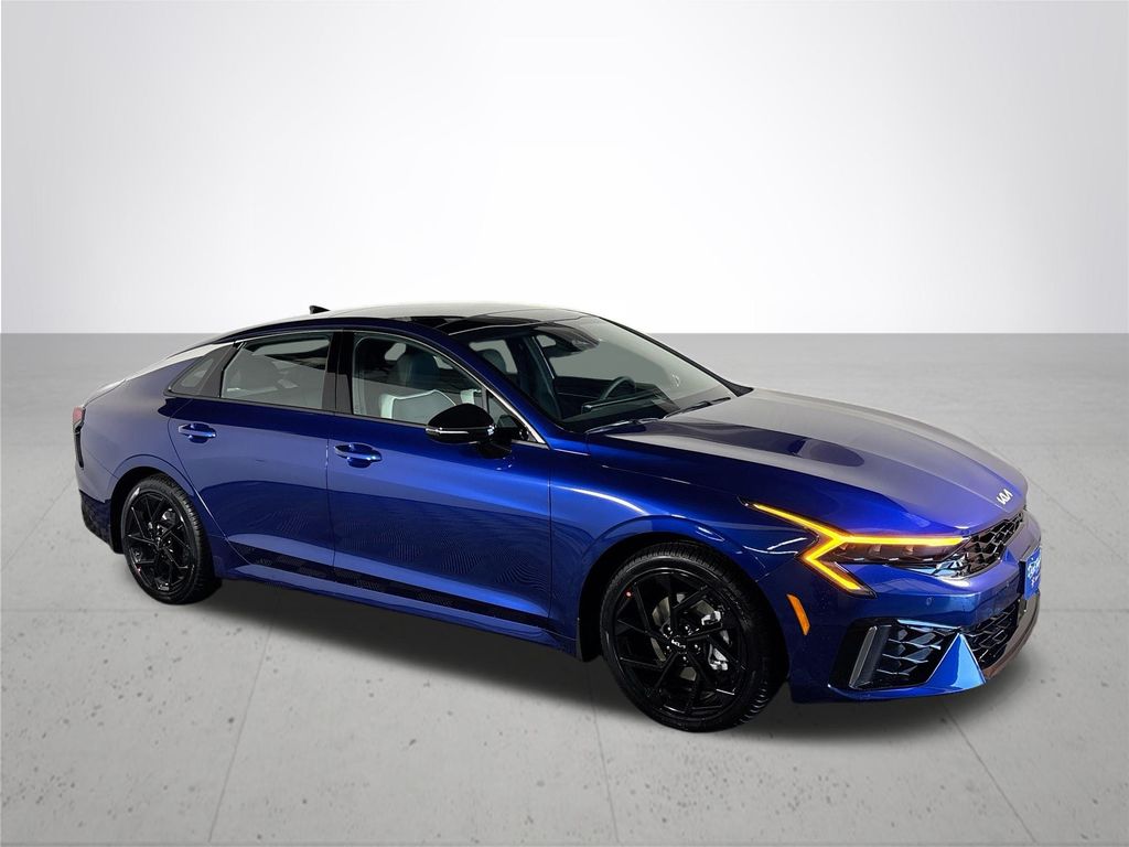 2026 Kia K5 GT-Line photo 4