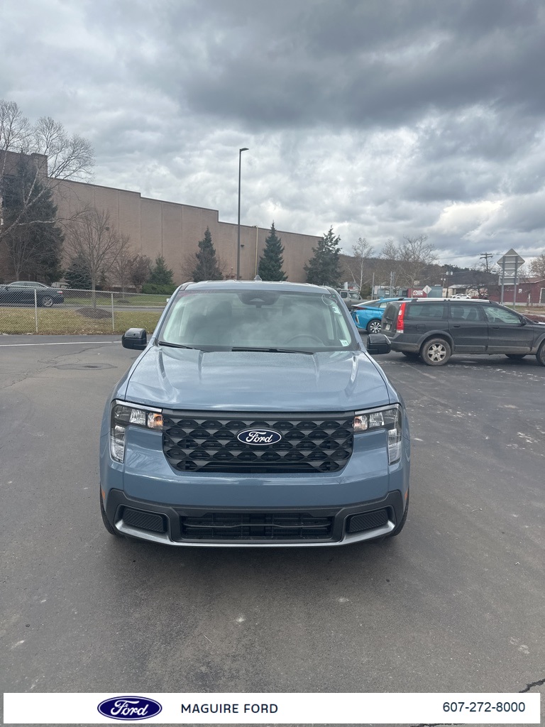 2025 Ford Maverick XLT photo 2