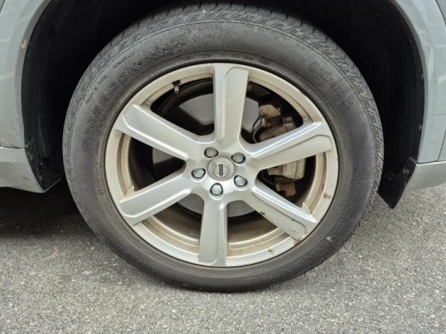 2024 Volvo XC90 B5 Core photo 4