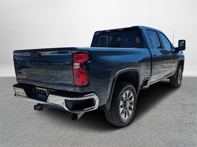 2025 Chevrolet Silverado 2500HD LT photo 4