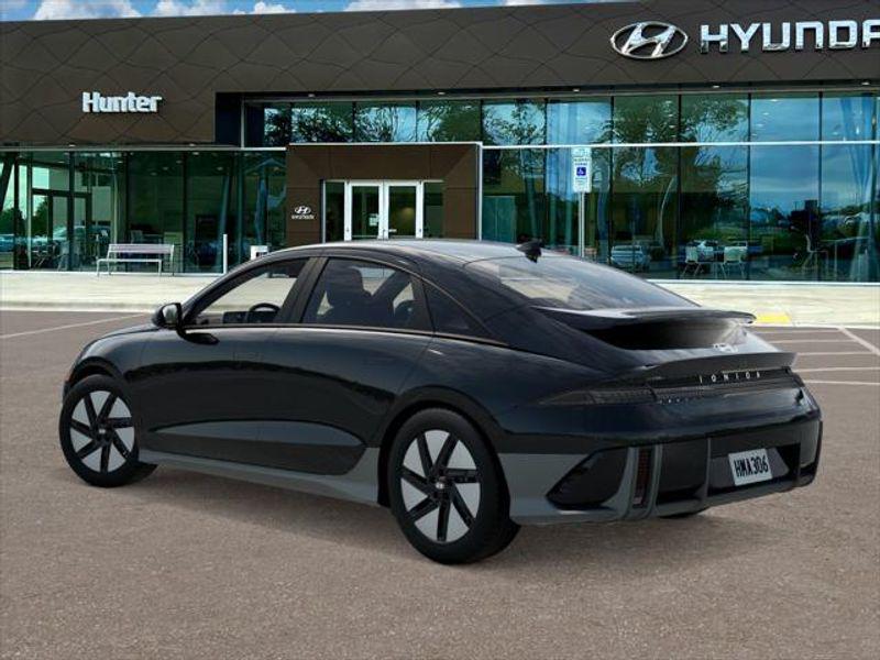 2025 Hyundai Ioniq 6 SE photo 3