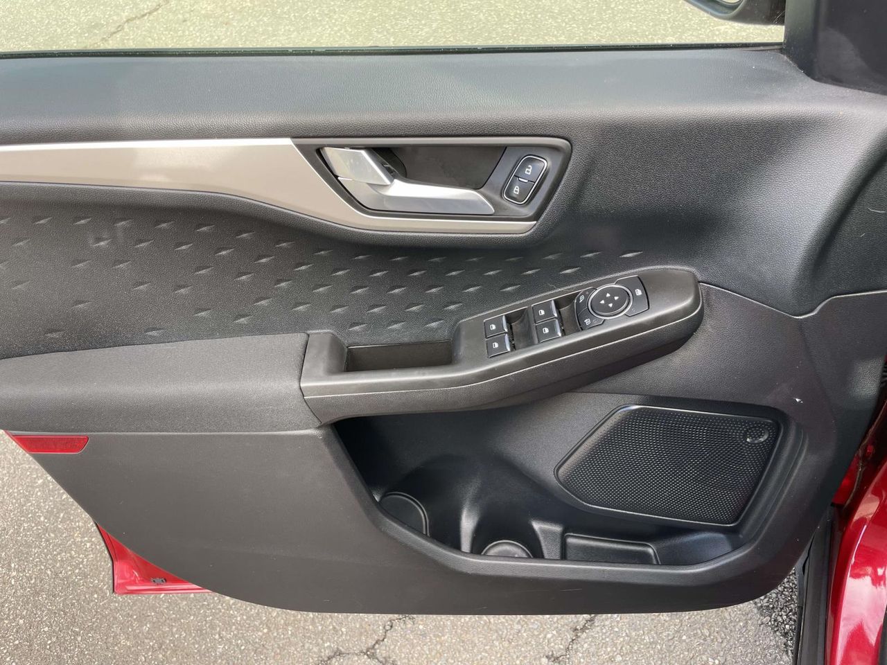 2020 Ford Escape SE photo 14