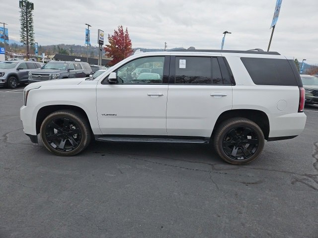 2019 Gmc Yukon SLT photo 4