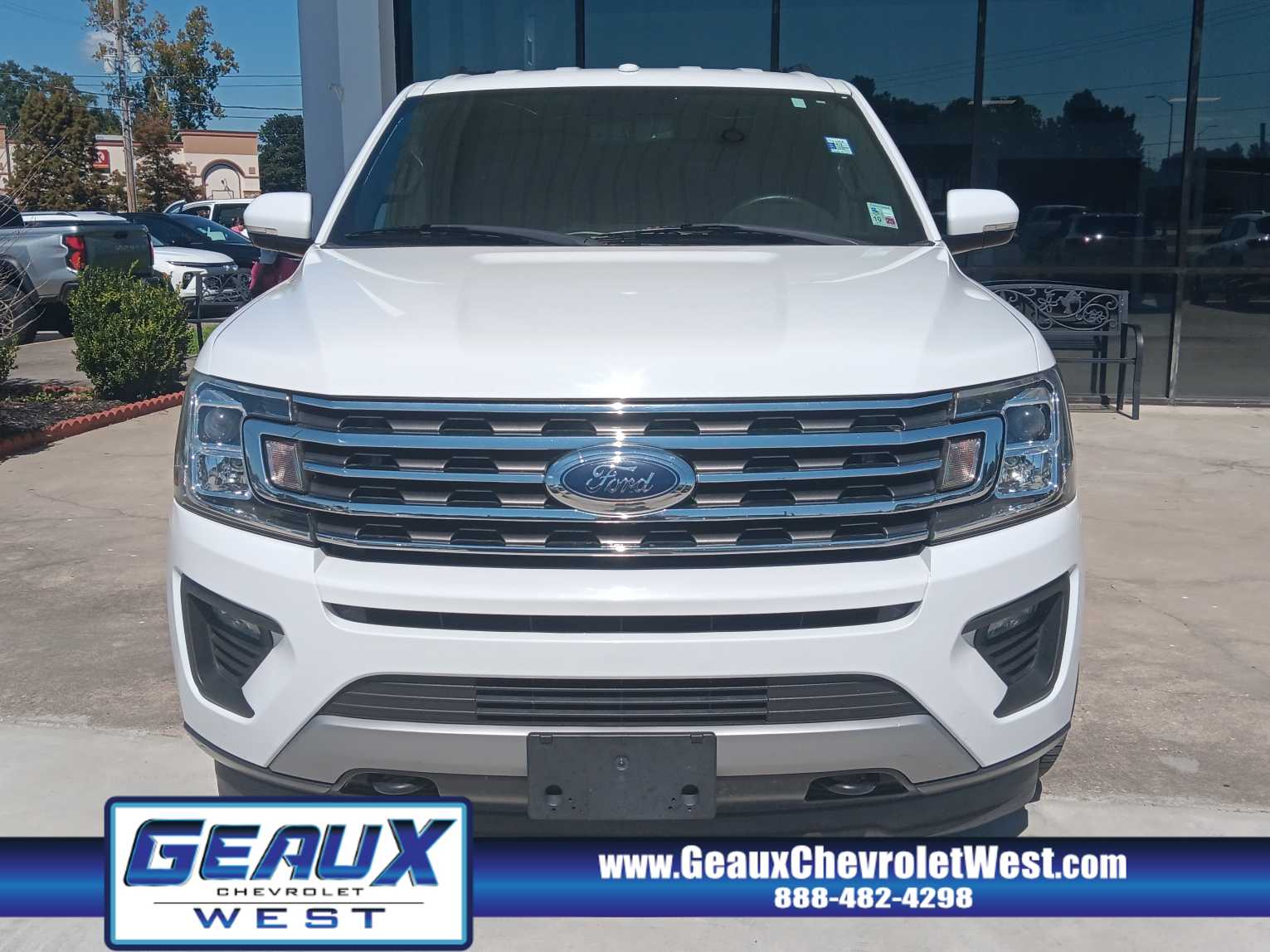 2019 Ford Expedition XLT photo 3