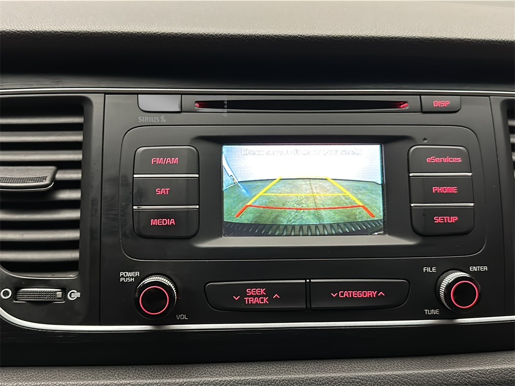 2015 Kia Sedona LX photo 20