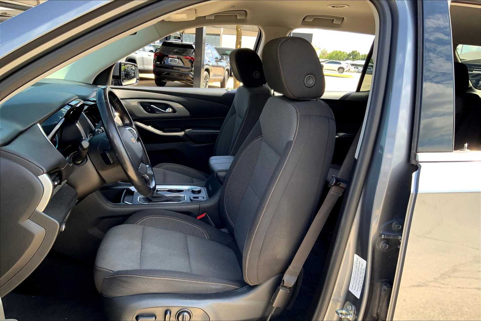 2020 Chevrolet Traverse Cloth photo 7