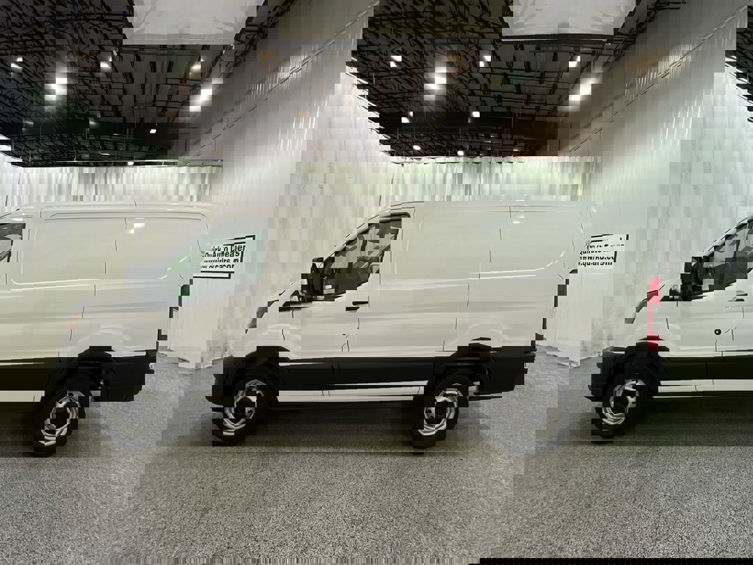 2025 Ford Transit Cargo Van photo 3