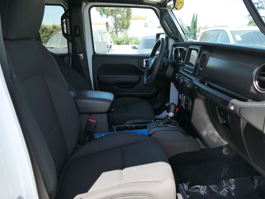 2023 Jeep Wrangler Sport S photo 22