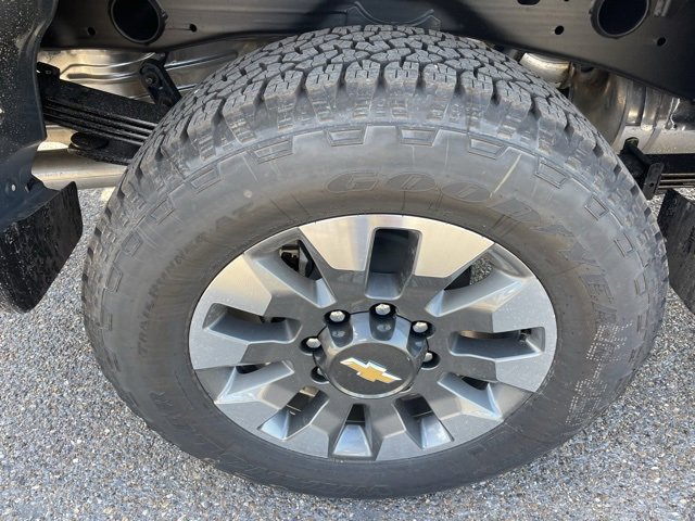 2026 Chevrolet Silverado 2500HD Custom photo 8