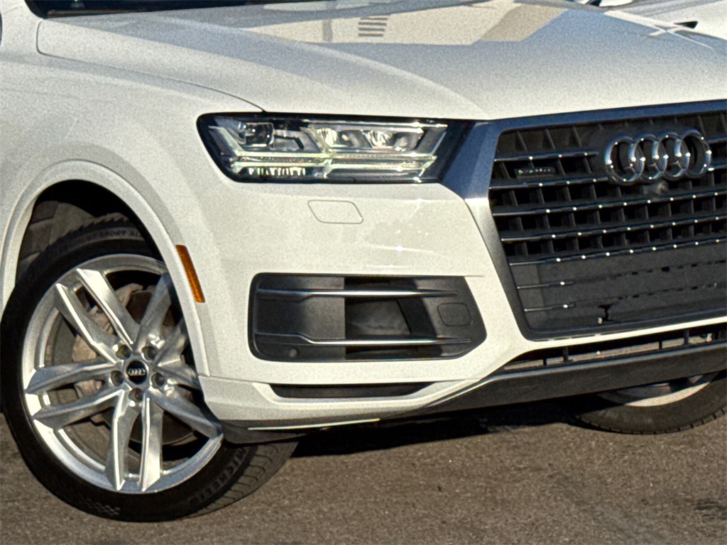 2017 Audi Q7 3.0T Prestige photo 3