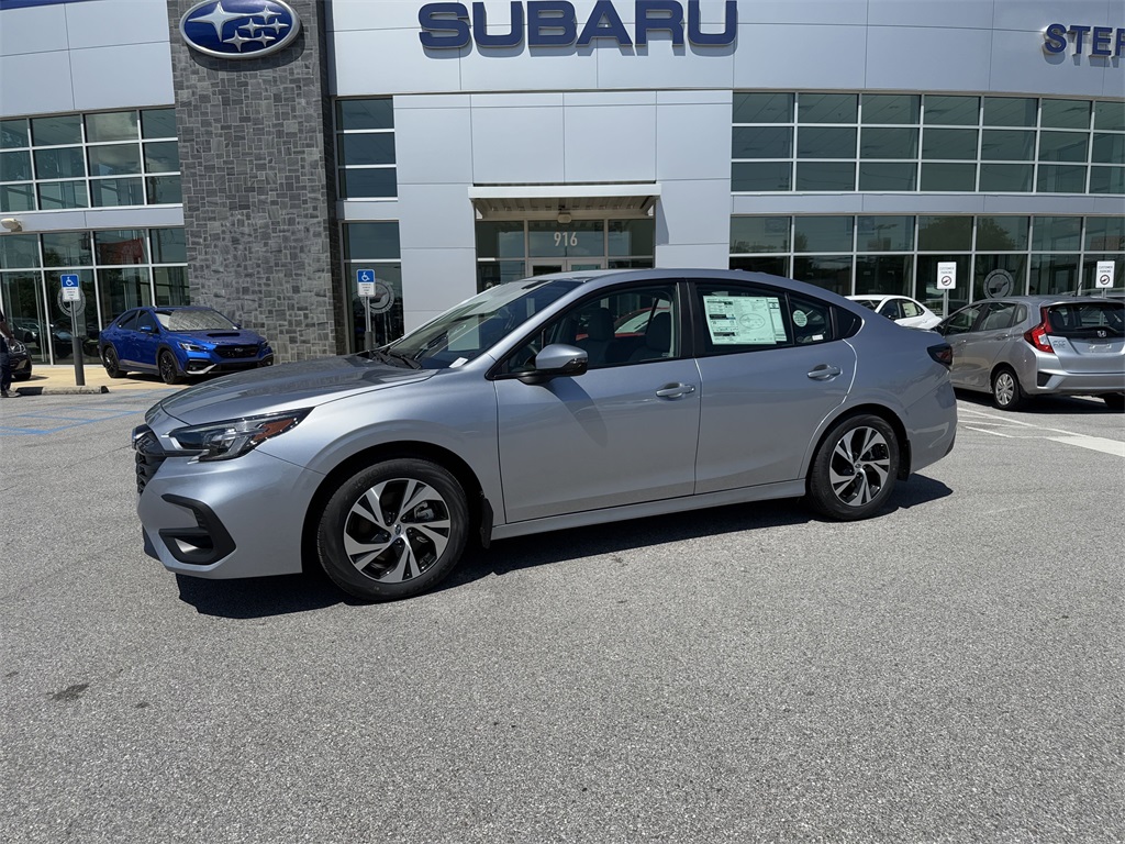 2025 Subaru Legacy Premium photo 4