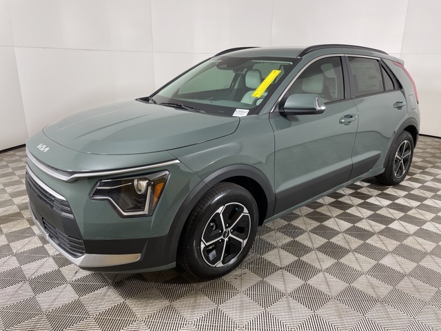 2025 Kia Niro EX photo 4