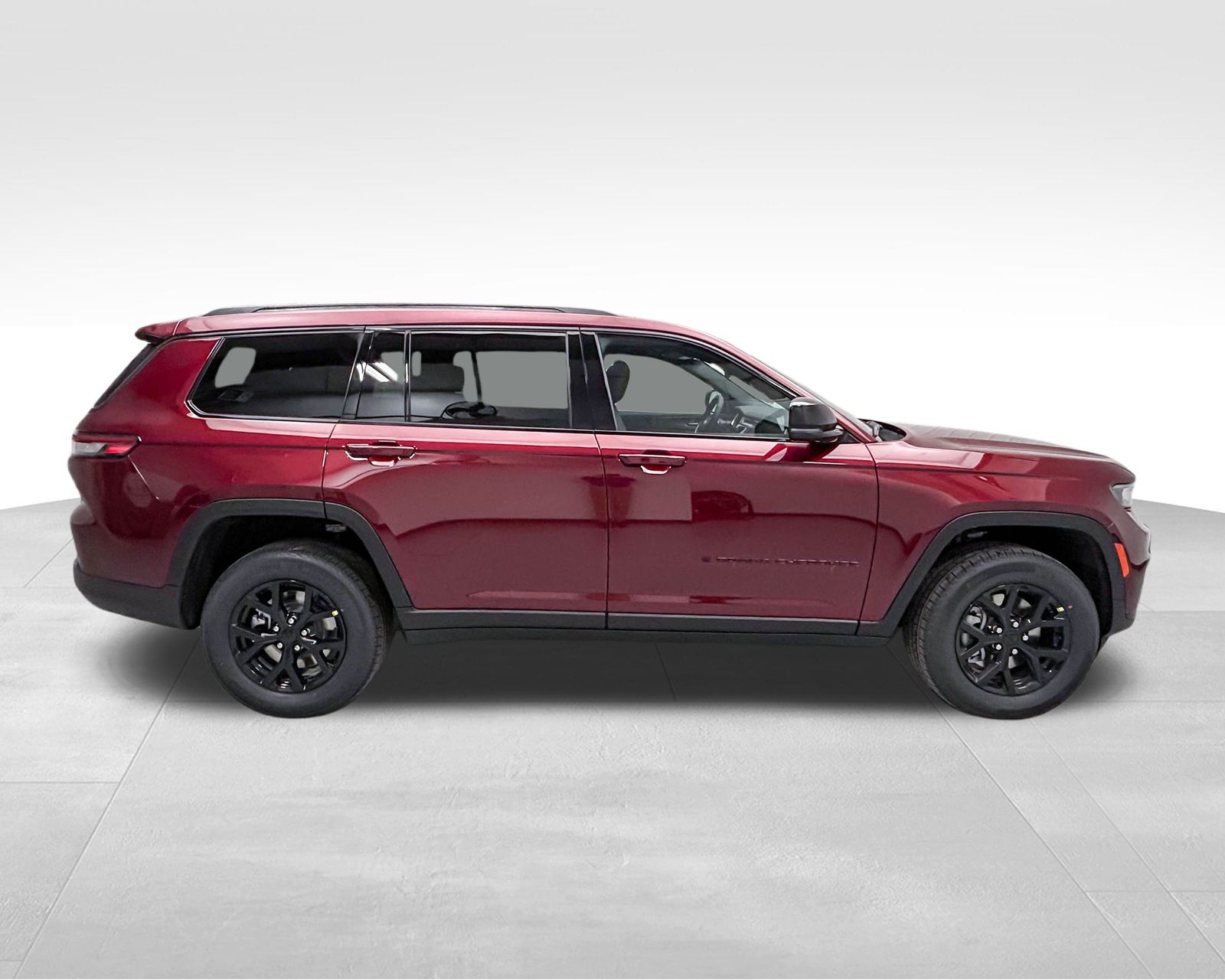 2025 Jeep Grand Cherokee Altitude photo 4