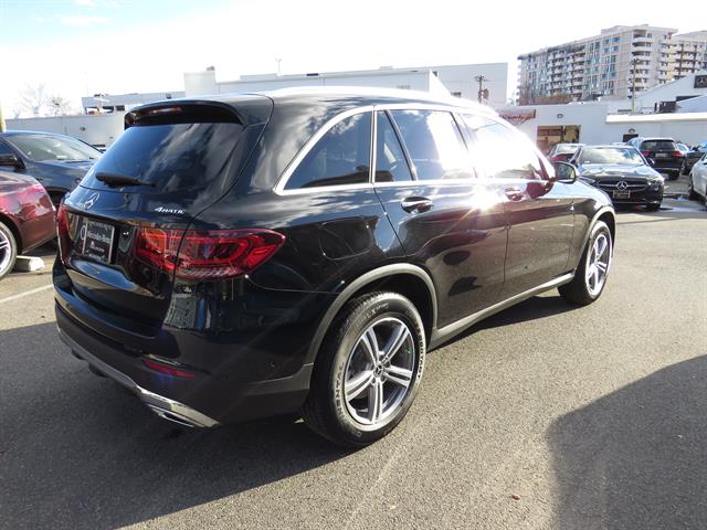 2022 Mercedes Benz GLC 300 4MATIC photo 4