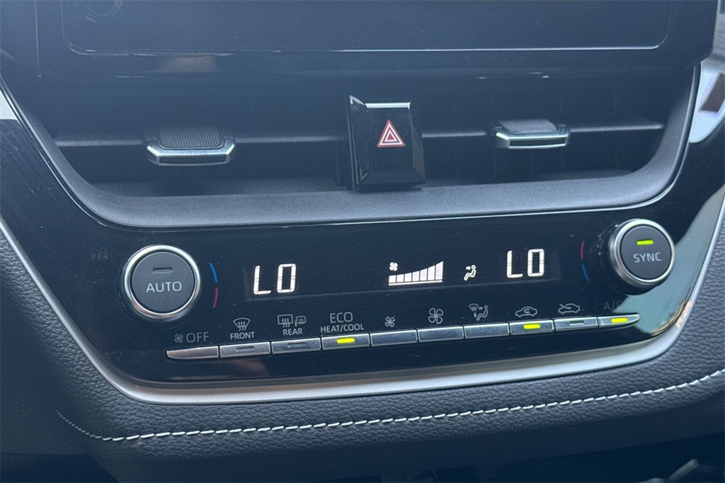 2023 Toyota Corolla XSE photo 21