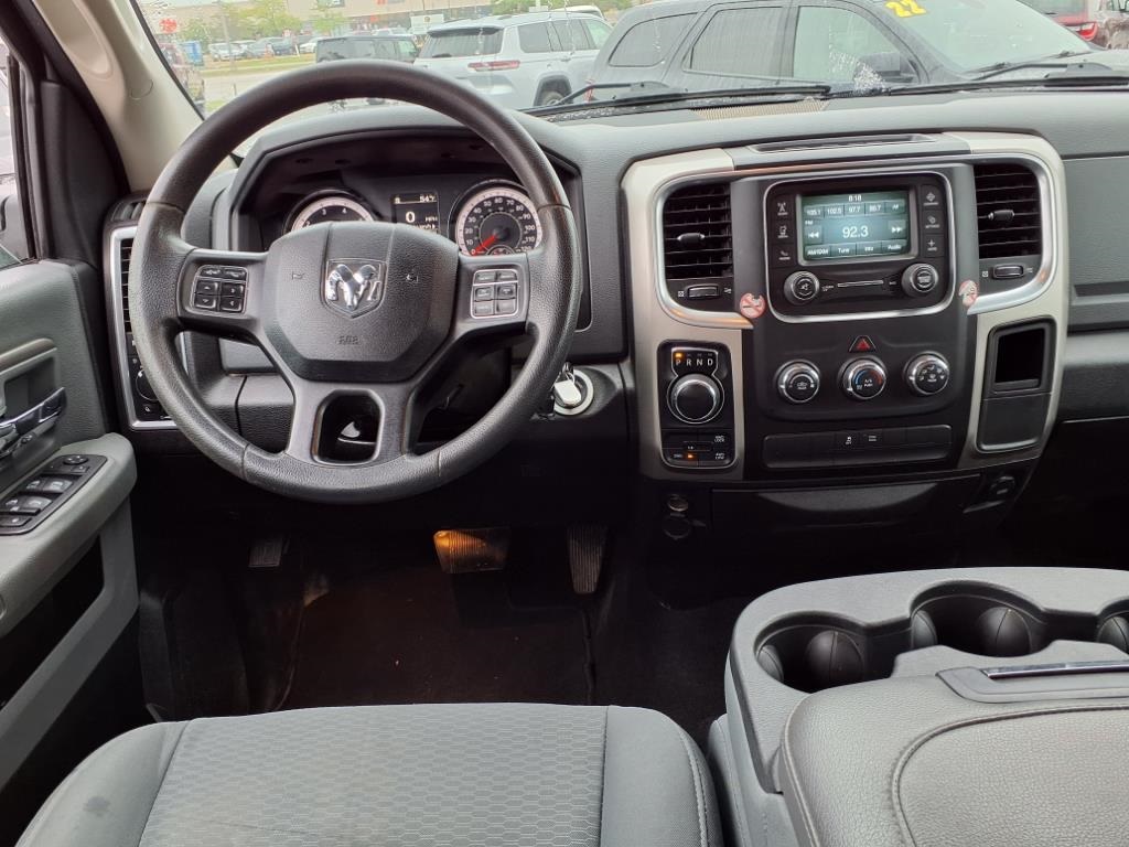 2020 Ram 1500 Classic SLT photo 14