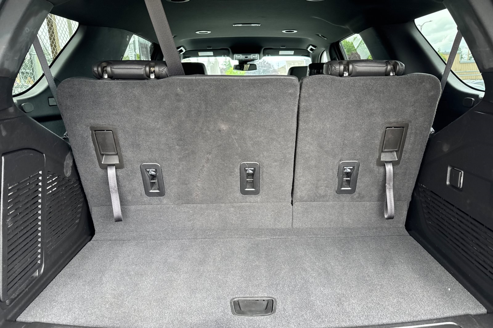 2023 Chevrolet Tahoe LT photo 15
