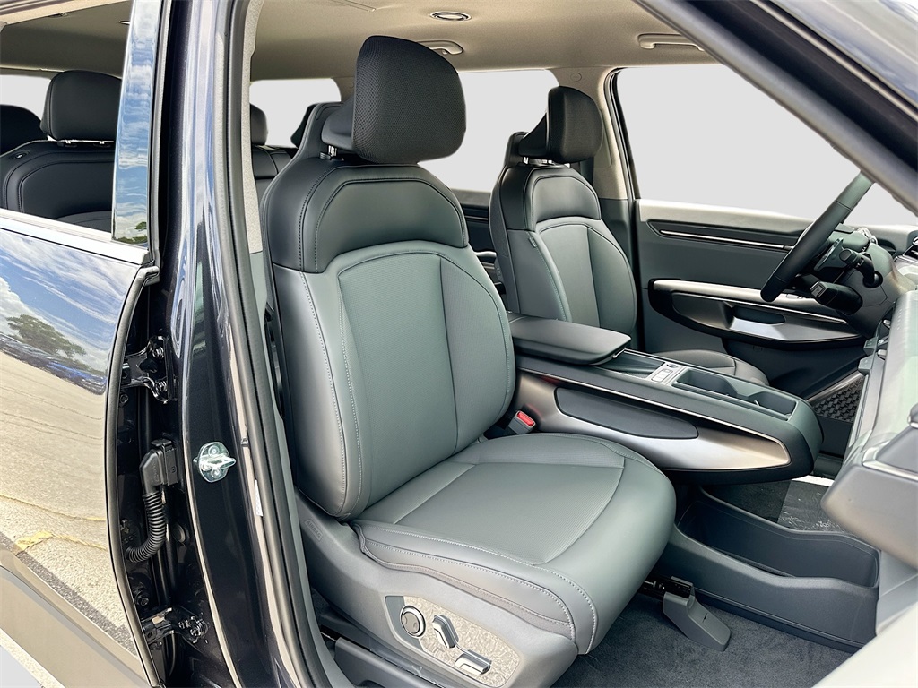 2026 Kia EV9 Light photo 27