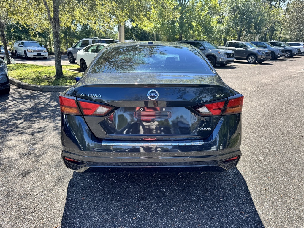 2022 Nissan Altima 2.5 SV photo 5
